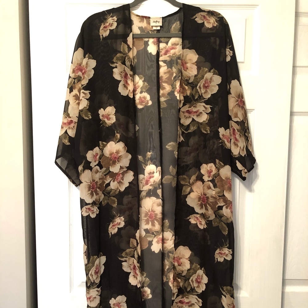 Daytrip Lightweight Floral Flyaway Cardigan